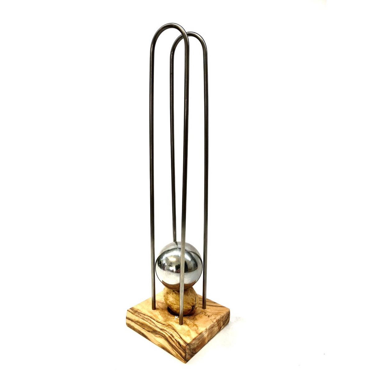Casse-noisette avec boulet de canon