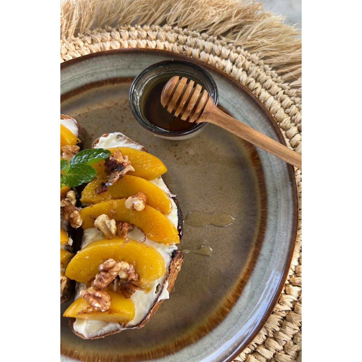 Le rouleau de miel de racine de teck