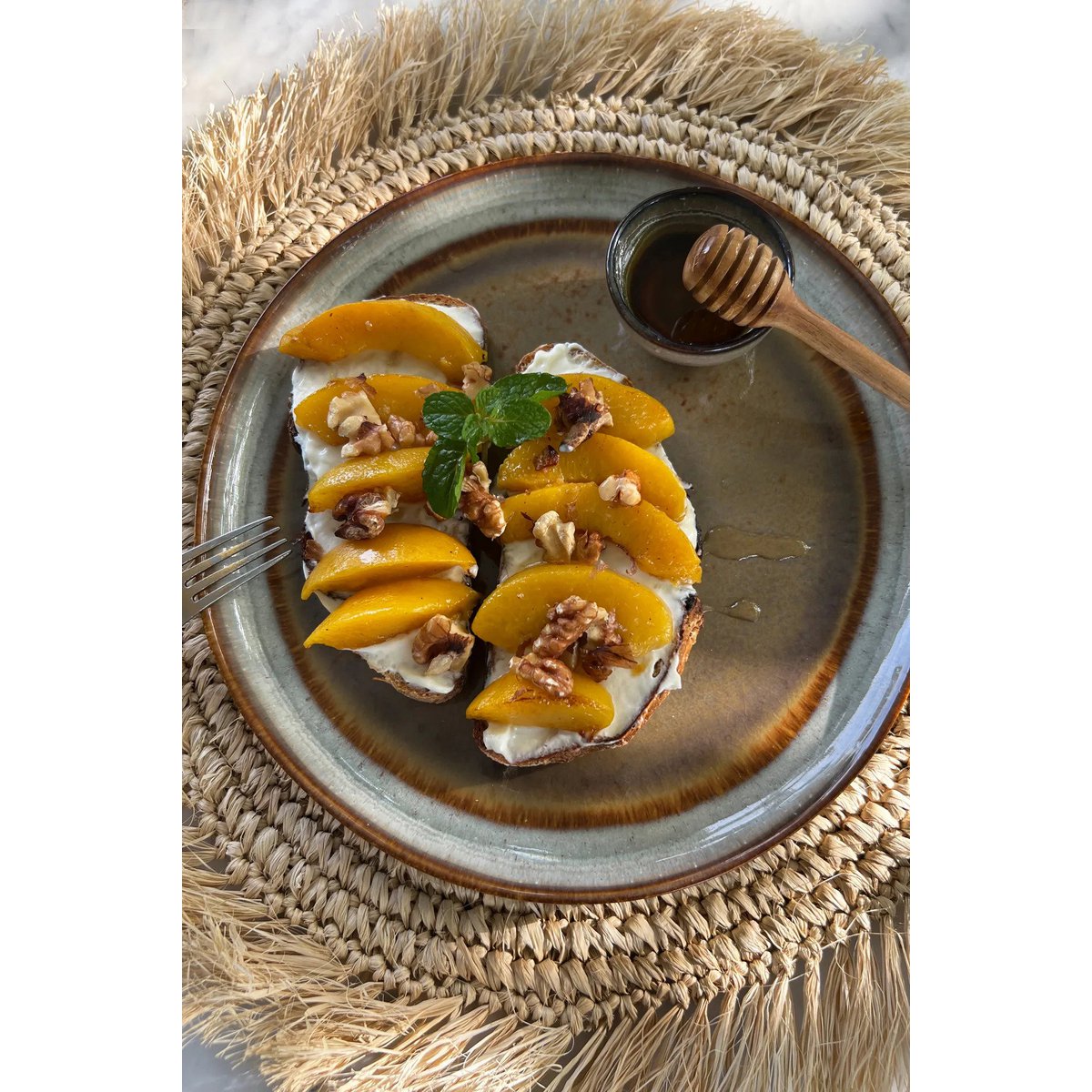 Le rouleau de miel de racine de teck