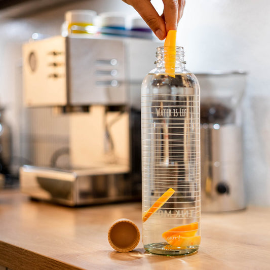 L'EAU C'EST LA VIE Bouteille en verre de 1,0 litre