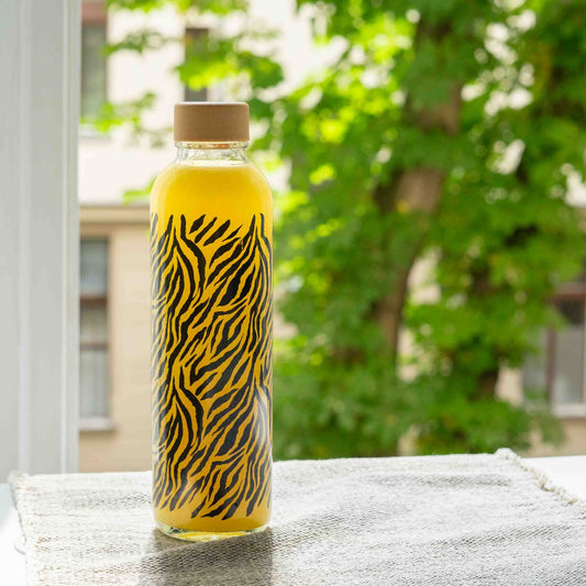 STRIPES OF NATURE Bouteille en verre de 0,7 l