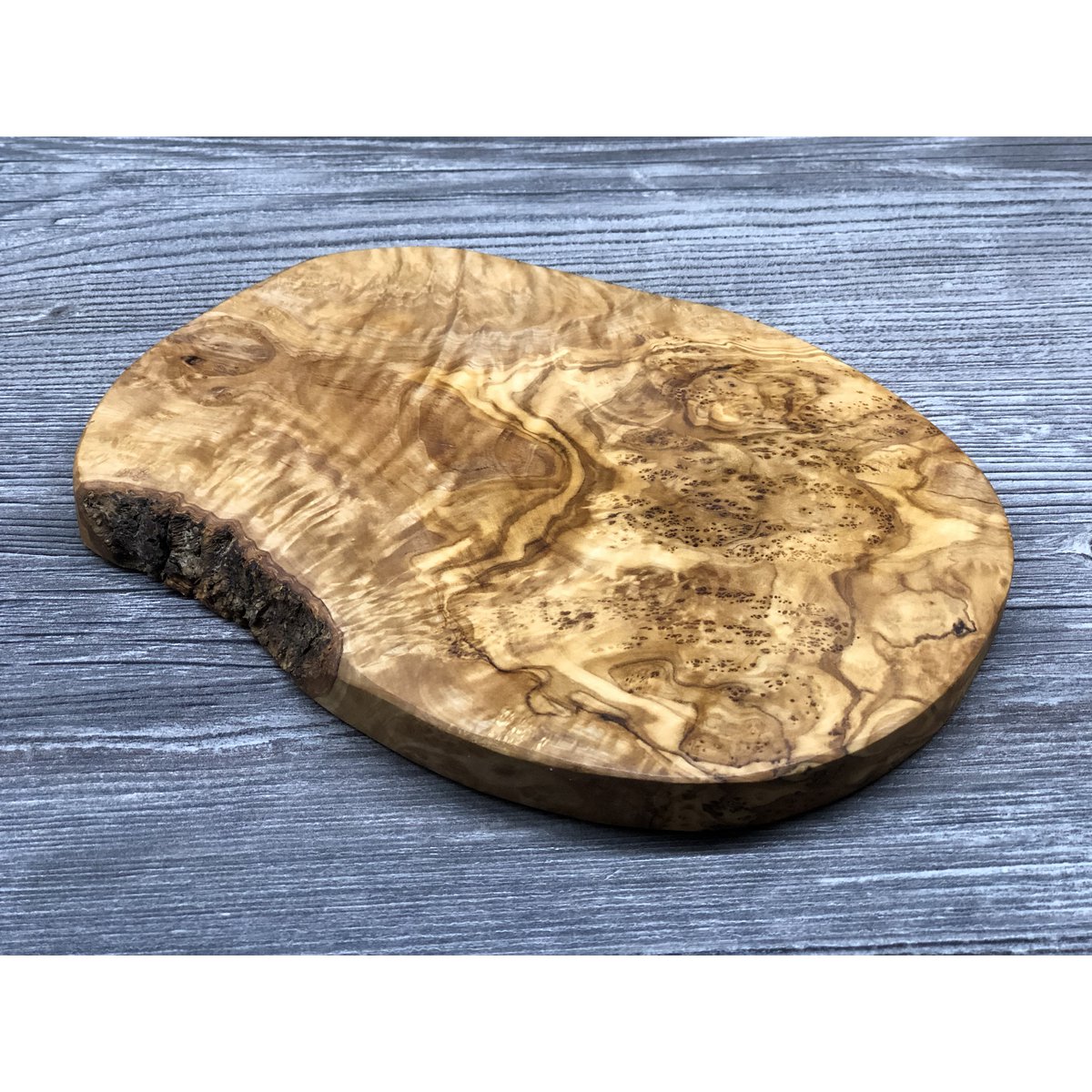 Planche à découper RUSTIC (longueur env. 23 - 25 cm)