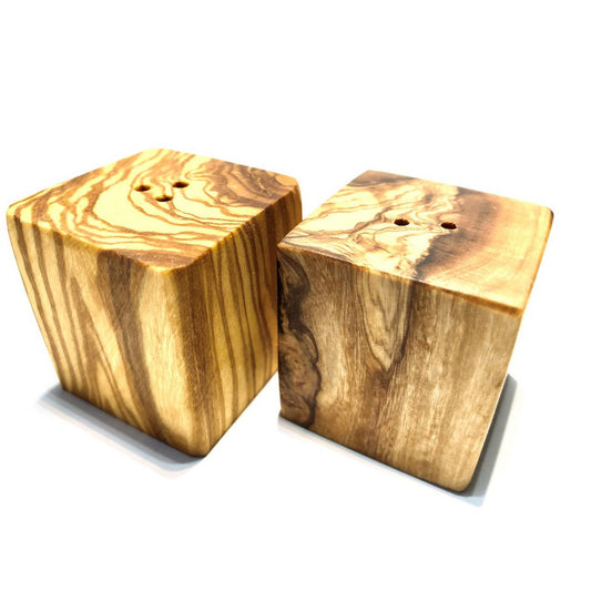 Set de 2 salières et poivrières CUBE en bois d'olivier