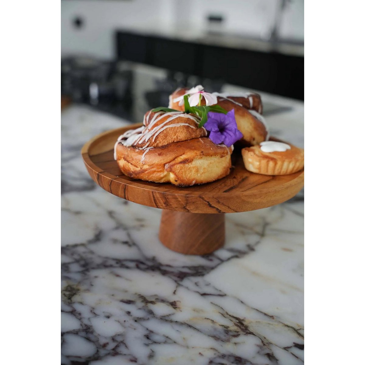 Le plat à gâteau aux racines de teck - M